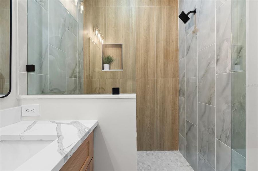 Image 38 of a home in .