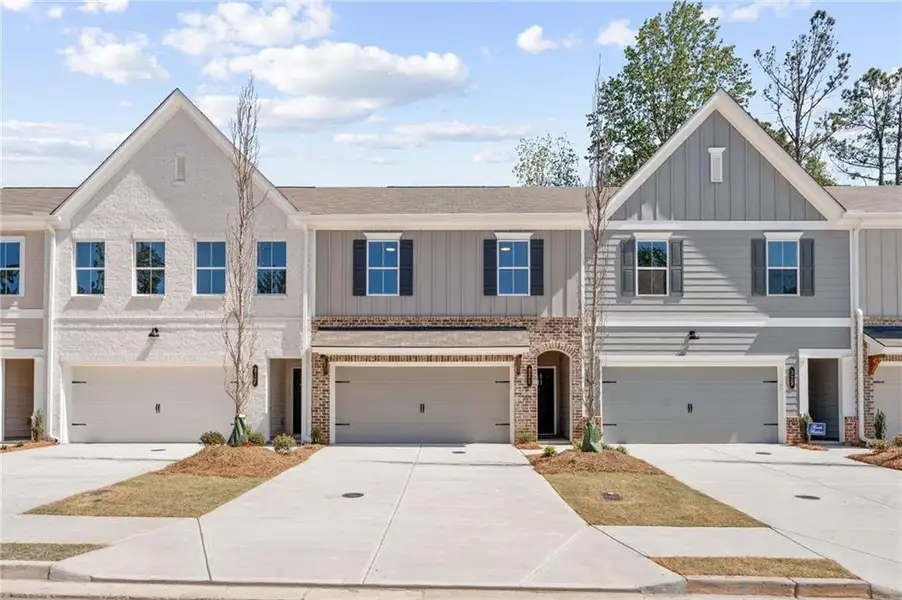 Front exterior of a new home in Cherokee Township, Acworth, GA, highlighting curb appeal (Image 20).