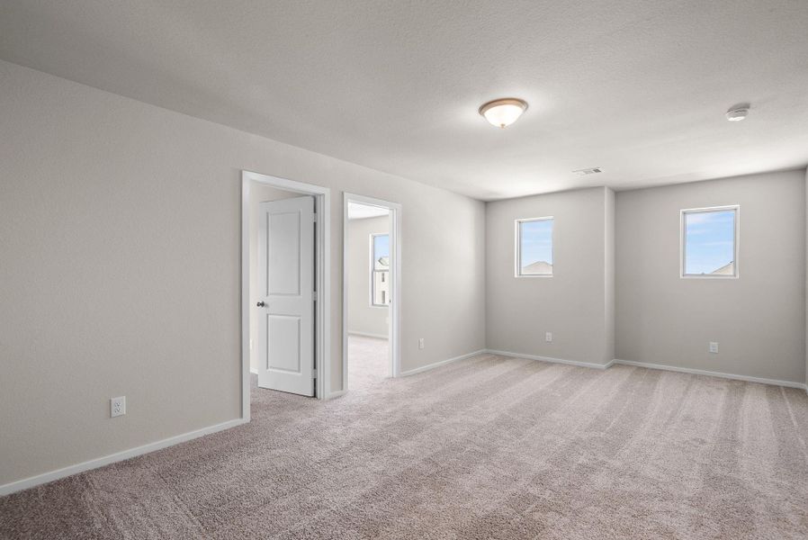Spacious, unfurnished interior of a new home in Windcress, Cove (Image 20).