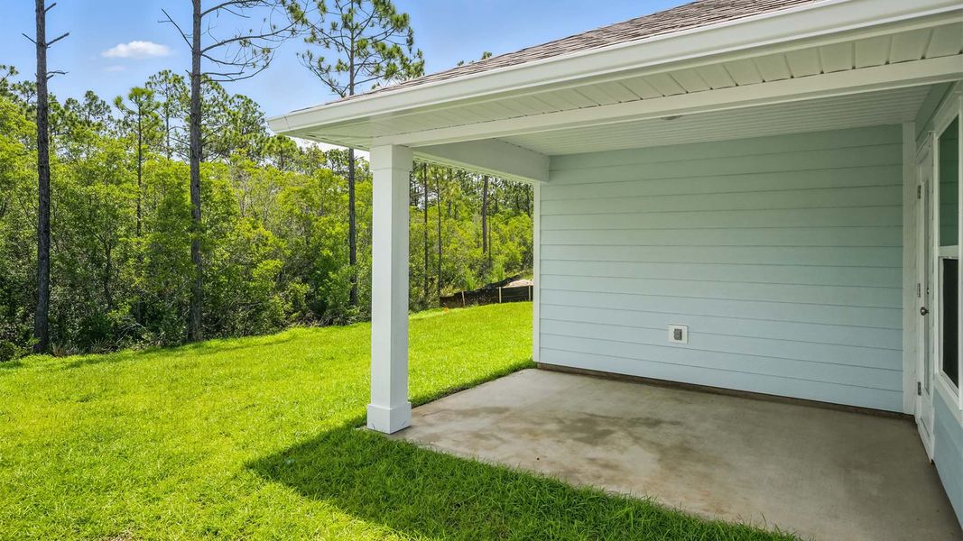 Exterior details and patio area of a home in Palmetto Bluff, Port Saint Joe (Image 4).