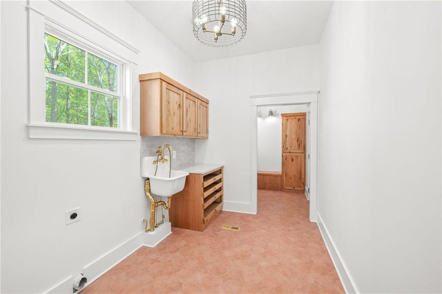 Furnished interior view inside a new home in , Flowery Branch (Image 10).