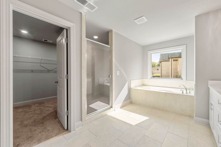 3,810sf New Home in Fairburn, GA.  - Slide 20