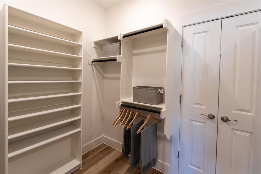 Furnished interior view inside a new home in , Prosper (Image 20).