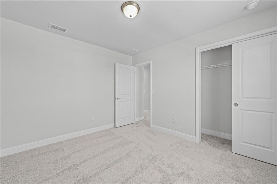 Spacious, unfurnished interior of a new home in Overland, Locust Grove (Image 23).