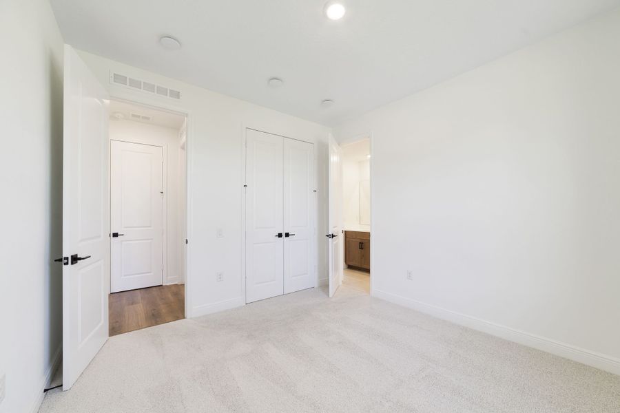 Spacious, unfurnished interior of a new home in Acuera Estates, Apopka (Image 29). Spacious, unfurnished interior of a new home in Acuera Estates, Apopka (Image 29).