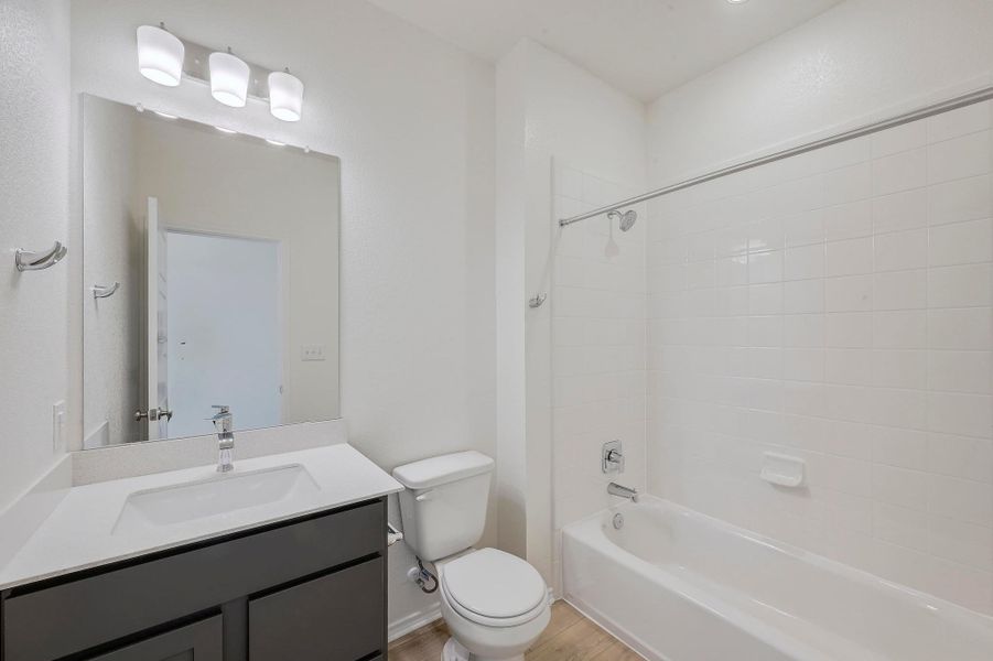 Furnished interior view inside a new home in Centerpoint Meadows, Lockhart (Image 4). Furnished interior view inside a new home in Centerpoint Meadows, Lockhart (Image 4).