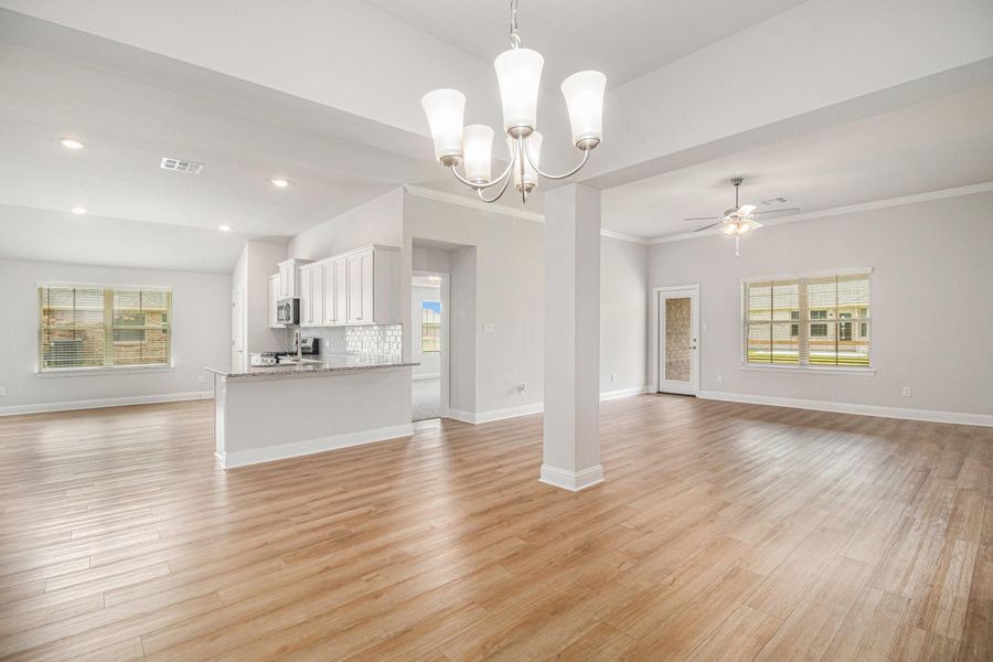 **STOCK PHOTO** **STOCK PHOTO**