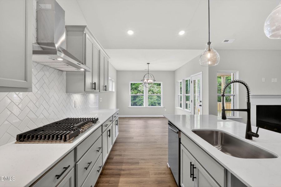 39-web-or-mls-492-beacon-hill-rd-new-hom 39-web-or-mls-492-beacon-hill-rd-new-hom