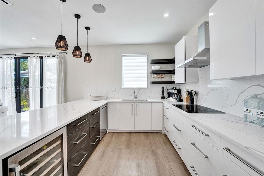Furnished interior view inside a new home in , Fort Lauderdale (Image 15).