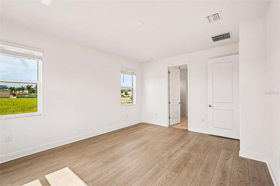 Spacious, unfurnished interior of a new home in Vistera of Venice, Nokomis (Image 17). Spacious, unfurnished interior of a new home in Vistera of Venice, Nokomis (Image 17).