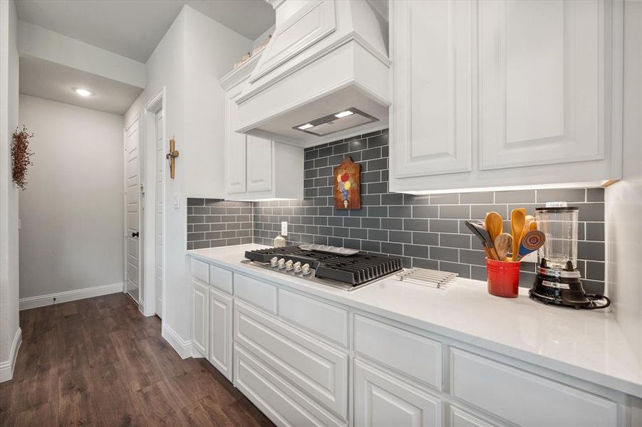 Furnished interior view inside a new home in , Sunnyvale (Image 37). Furnished interior view inside a new home in , Sunnyvale (Image 37).
