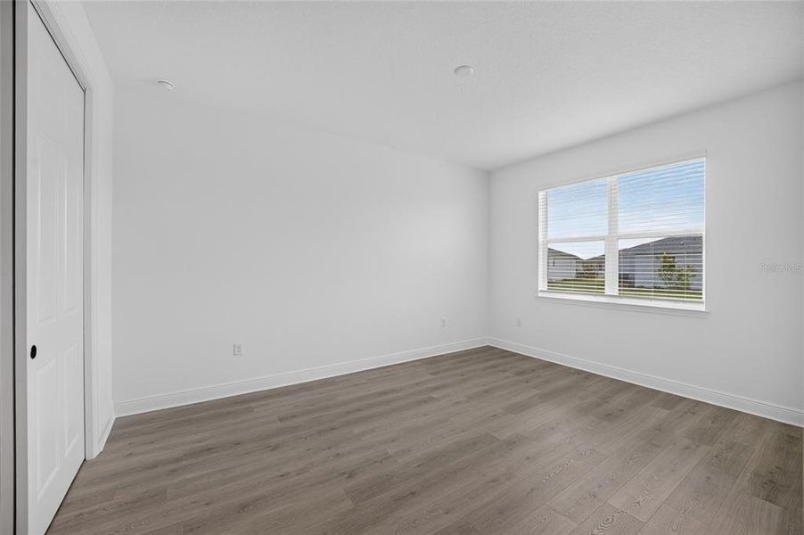 Spacious, unfurnished interior of a new home in , Ocala (Image 22).