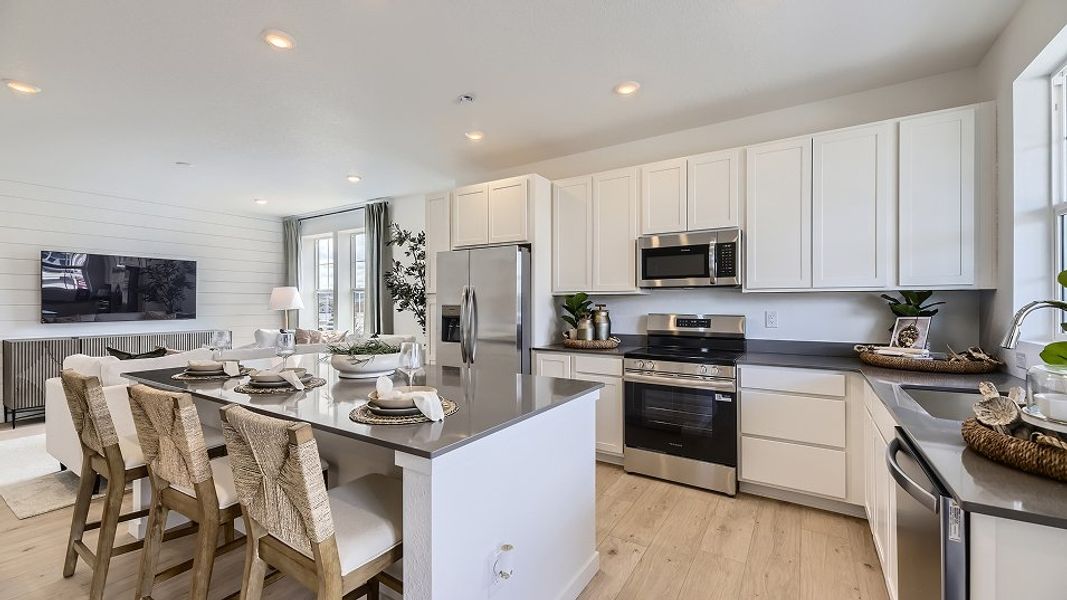 050825 A306 Plan306 Kitchen 2of3 F1