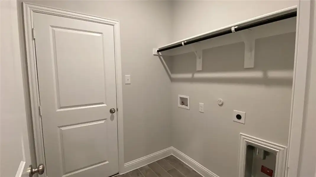 Image 13 of a home in .