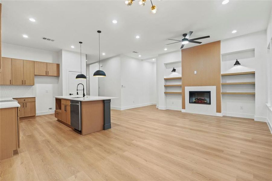 Furnished interior view inside a new home in , Dallas (Image 8).