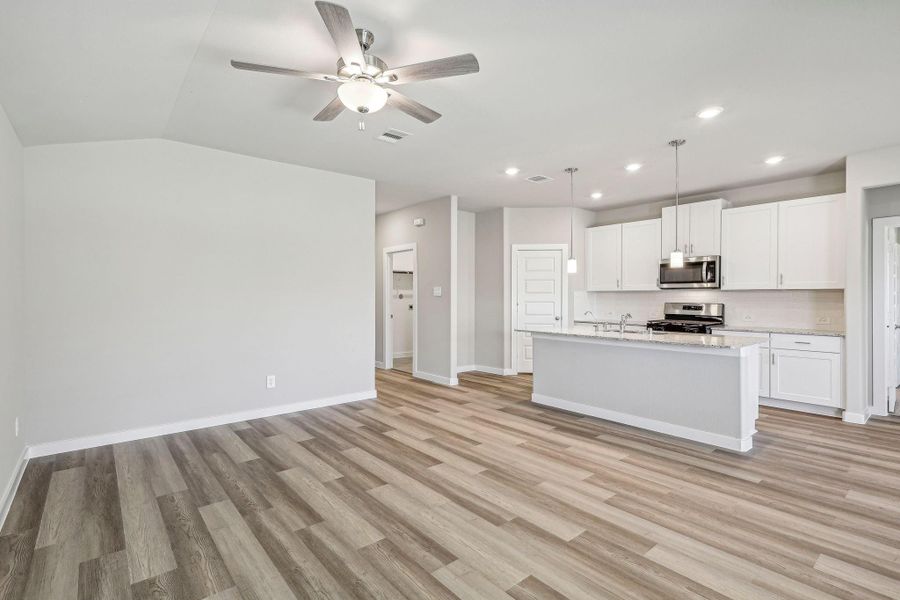 Photo is not of the actual home but is an inspirational photo of builder’s model home and may depict options, furnishings, and/or decorator features that are not included.