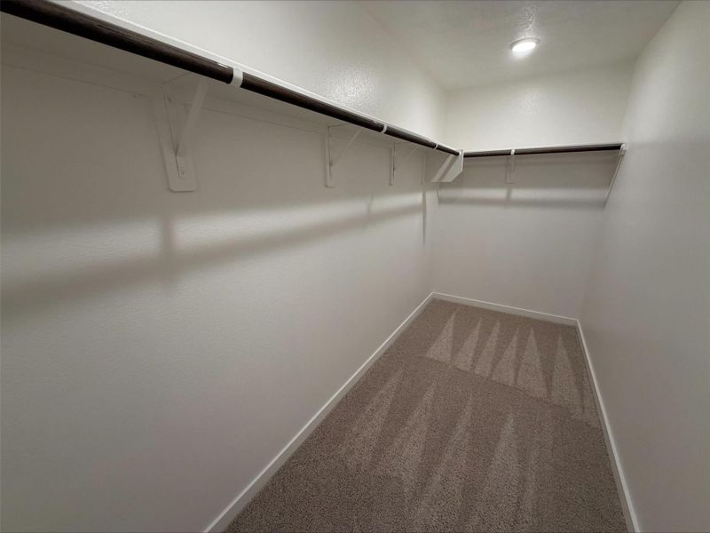 Spacious, unfurnished interior of a new home in Sterling Ridge, Huntsville (Image 17). Spacious, unfurnished interior of a new home in Sterling Ridge, Huntsville (Image 17).