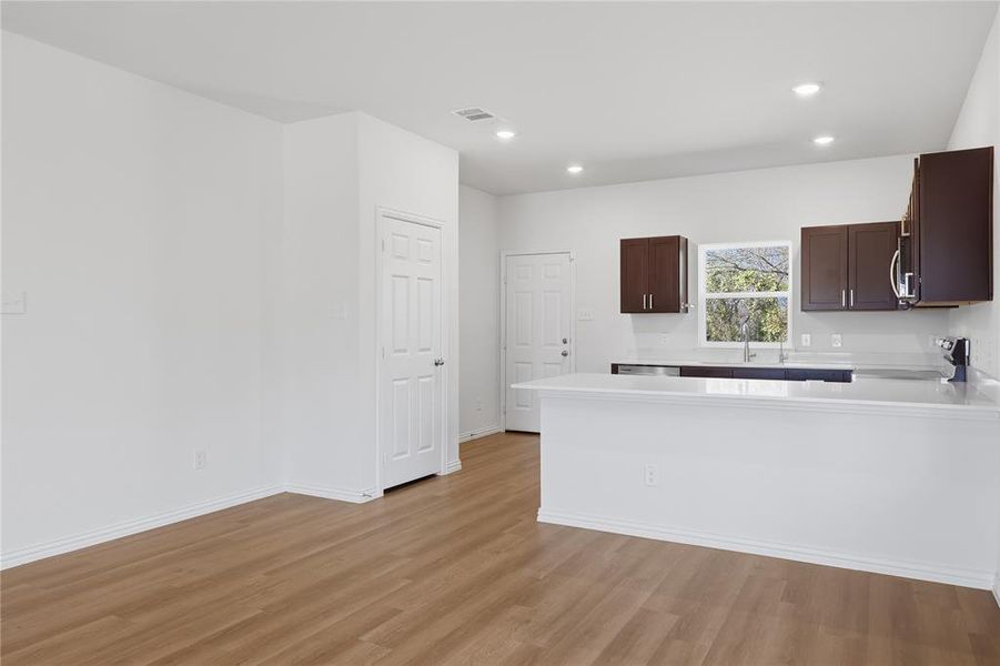 Image 34 of a home in Courtland Place. Image 34 of a home in Courtland Place.