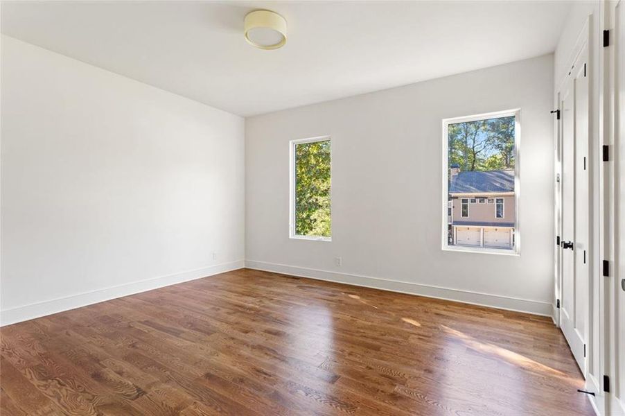 Spacious, unfurnished interior of a new home in , Smyrna (Image 25).