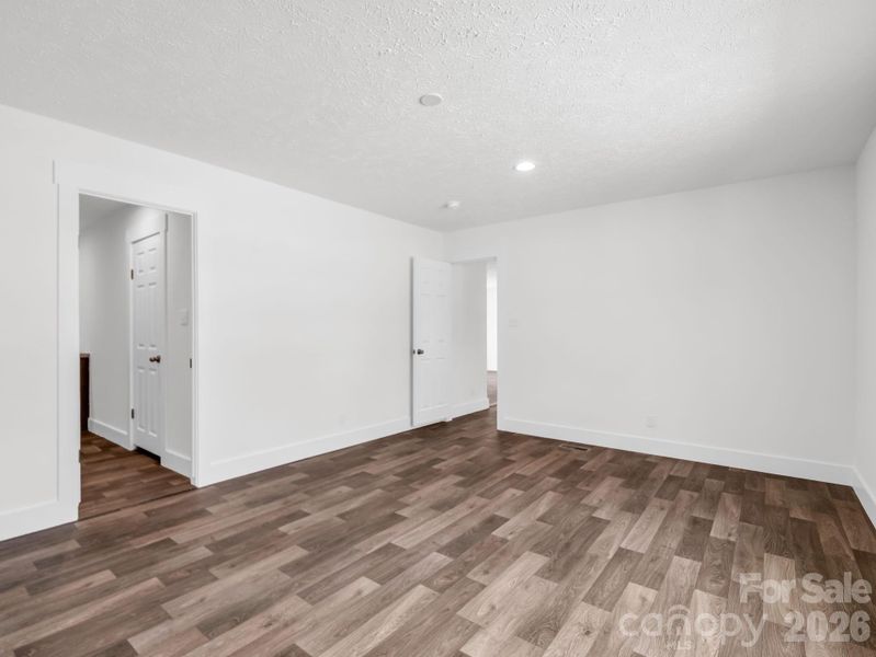 Spacious, unfurnished interior of a new home in , East Flat Rock (Image 28).