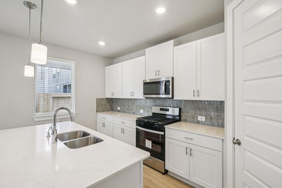 Photo is not of the actual home but is an inspirational photo of builder’s model home and may depict options, furnishings, and/or decorator features that are not included. Photo is not of the actual home but is an inspirational photo of builder’s model home and may depict options, furnishings, and/or decorator features that are not included.