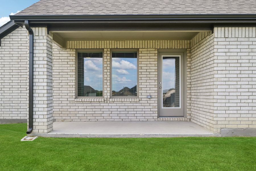 Covered Patio in the Hayden home plan by Trophy Signature Homes