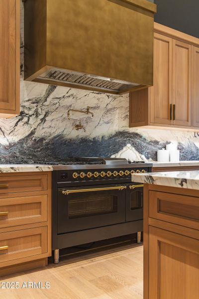 Stunning custom hood Stunning custom hood