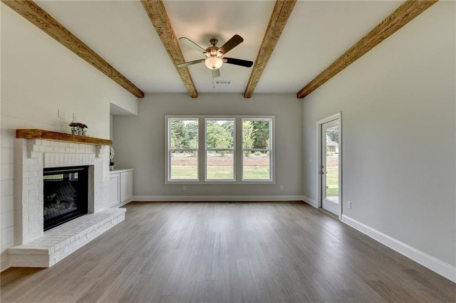 Spacious, unfurnished interior of a new home in , Suwanee (Image 44).
