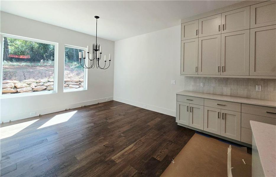Spacious, unfurnished interior of a new home in Aster, Roswell (Image 21).