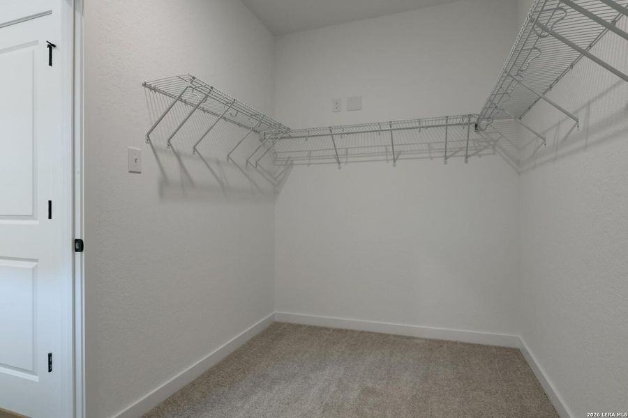 Spacious, unfurnished interior of a new home in Nopal Valley, San Antonio (Image 33). Spacious, unfurnished interior of a new home in Nopal Valley, San Antonio (Image 33).