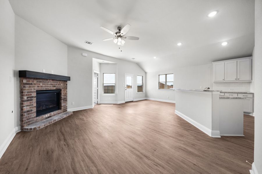 Spacious, unfurnished interior of a new home in Fox Landing, Caddo Mills (Image 16). Spacious, unfurnished interior of a new home in Fox Landing, Caddo Mills (Image 16).