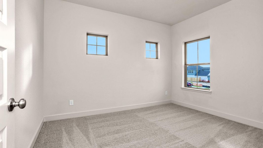 Spacious, unfurnished interior of a new home in Candela, Richmond (Image 12).