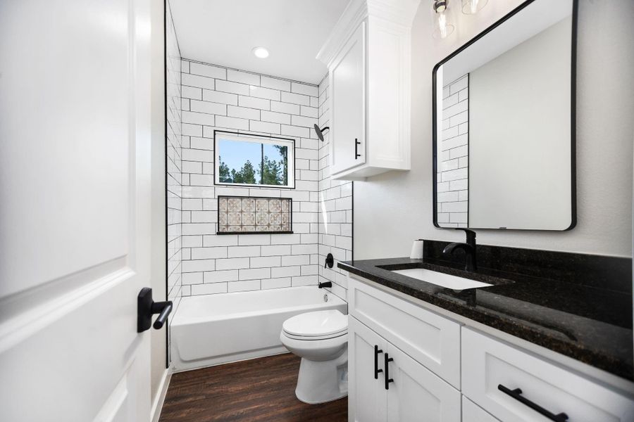 Furnished interior view inside a new home in , Huntington (Image 12).