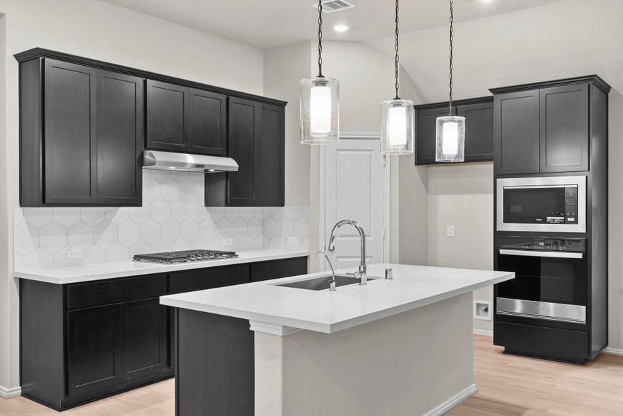 Furnished interior view inside a new home in The Highlands 45', Porter (Image 6).