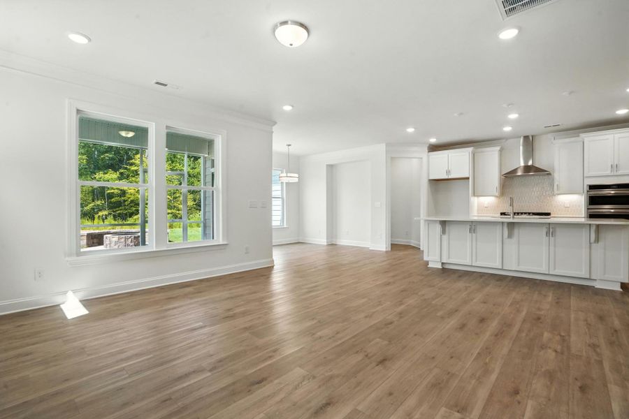 Spacious, unfurnished interior of a new home in Heritage - 55+ Community, Wesley Chapel (Image 18).