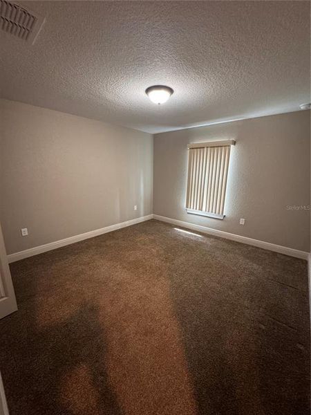 Spacious, unfurnished interior of a new home in , Ocala (Image 26).
