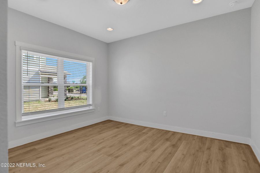 Spacious, unfurnished interior of a new home in TrailMark, St. Augustine (Image 30).