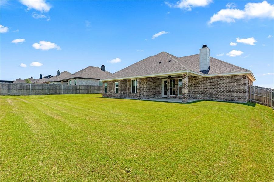 Exterior details and patio area of a home in , Waco (Image 28).