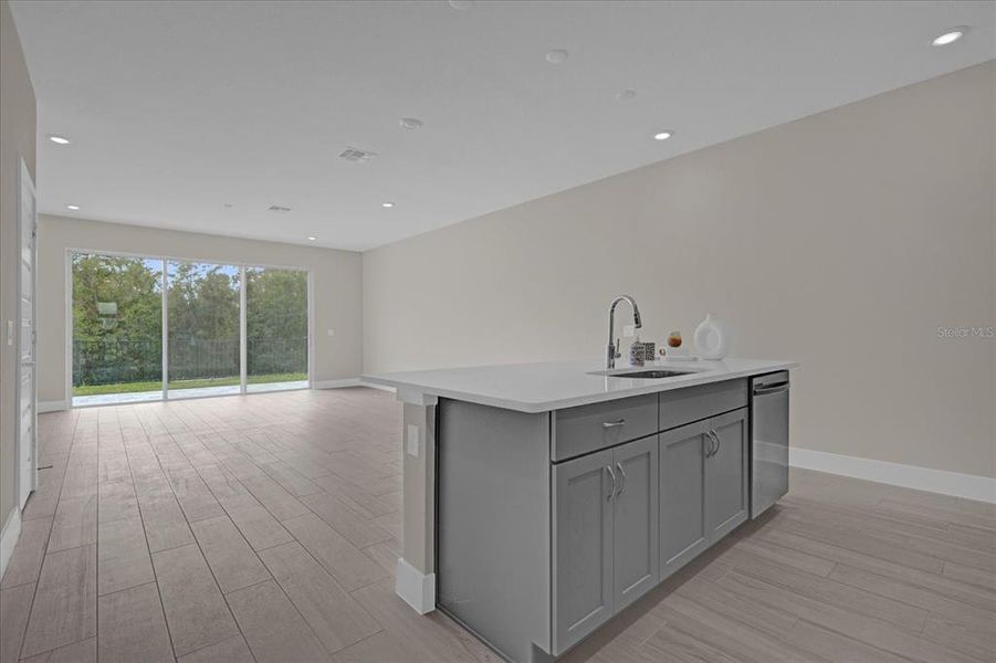 Furnished interior view inside a new home in , Kissimmee (Image 10).