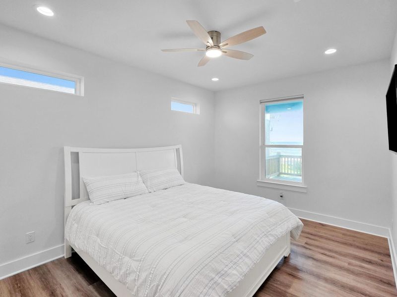 Furnished interior view inside a new home in , Bolivar Peninsula (Image 7).