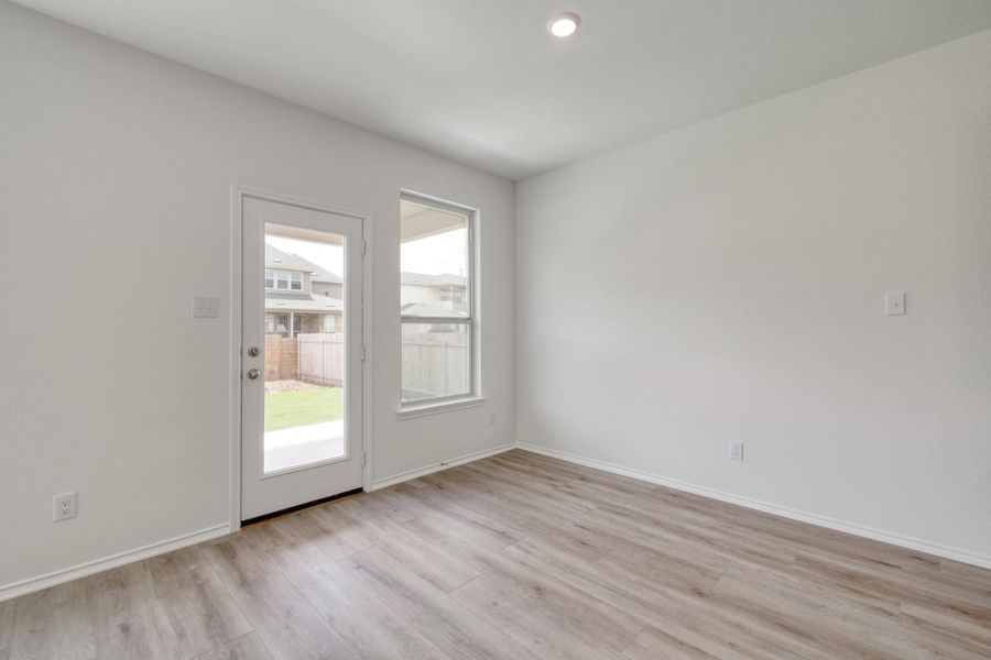 Spacious, unfurnished interior of a new home in River Bluff, Leander (Image 23). Spacious, unfurnished interior of a new home in River Bluff, Leander (Image 23).