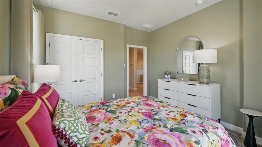 Furnished interior view inside a new home in Rock Creek Ranch, Fort Worth (Image 35). Furnished interior view inside a new home in Rock Creek Ranch, Fort Worth (Image 35).