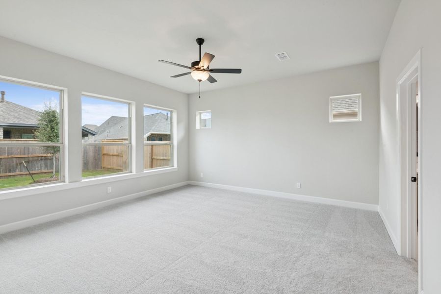 Spacious, unfurnished interior of a new home in Meridiana 55' Homesites, Manvel (Image 15).