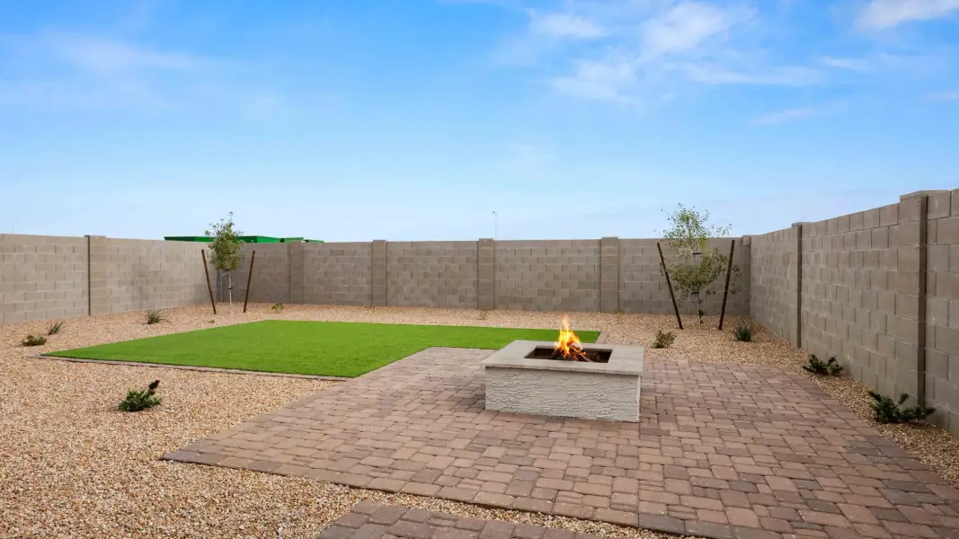 Exterior details and patio area of a home in Sorrento, Maricopa (Image 21).