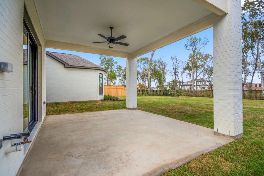 Exterior details and patio area of a home in Sienna 70' Lots, Missouri City (Image 28). Exterior details and patio area of a home in Sienna 70' Lots, Missouri City (Image 28).