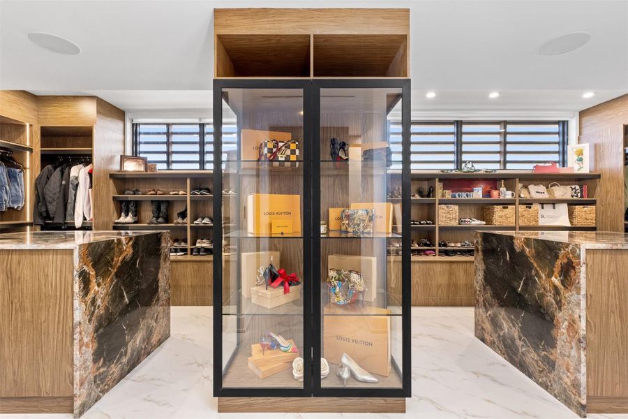 Image 31 of a home in .