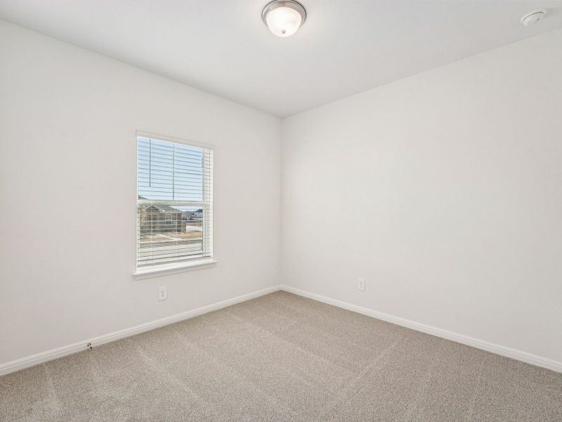 Spacious, unfurnished interior of a new home in Flora, Hutto (Image 11).