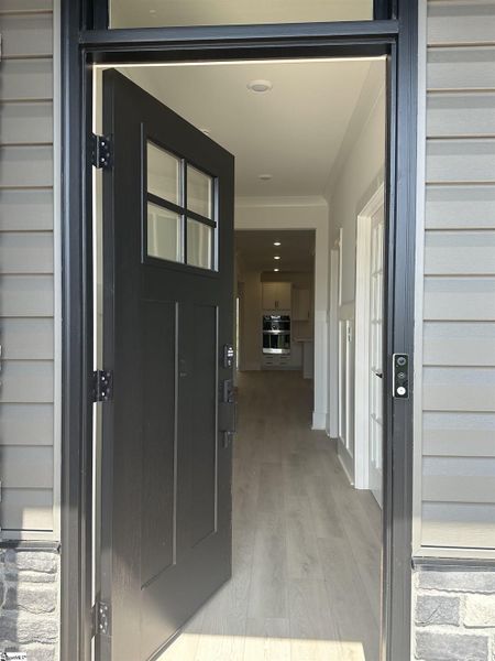 Exterior details and patio area of a home in Shiloh Trail, Wellford (Image 3).