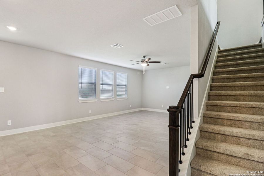 Spacious, unfurnished interior of a new home in Thomas Pond, San Antonio (Image 28). Spacious, unfurnished interior of a new home in Thomas Pond, San Antonio (Image 28).
