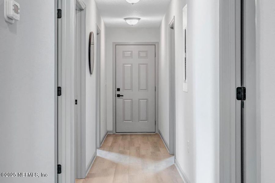 Spacious, unfurnished interior of a new home in , East Palatka (Image 30).